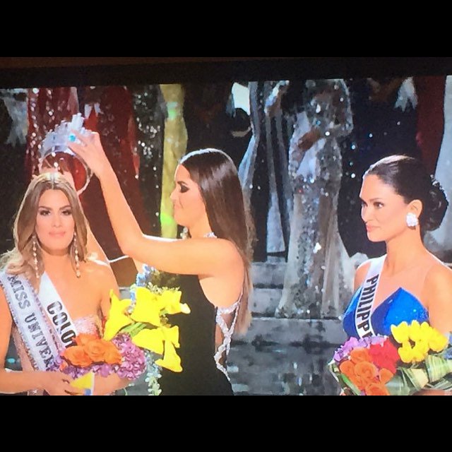 ¡Aun no lo podemos creer! El presentador del Miss Universo anunció la ganadora incorrecta. ¿Qué opinas de esto?