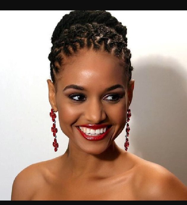 Man! She representing with the locs. Get it @MWJamaica. #sanettamyrie #docswithlocs #MissUniverse2015