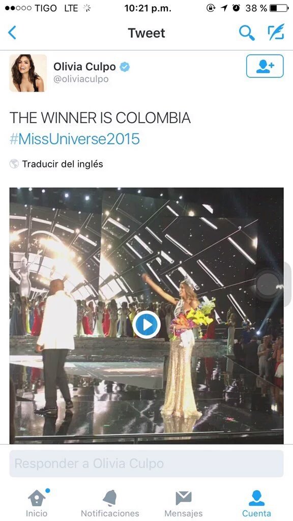 VictorCarrillo2's tweet image. Que alguien nos explique por qué la jurado sabiendo quién era la ganadora hace este tweet. 

 

#MissUniverse2015