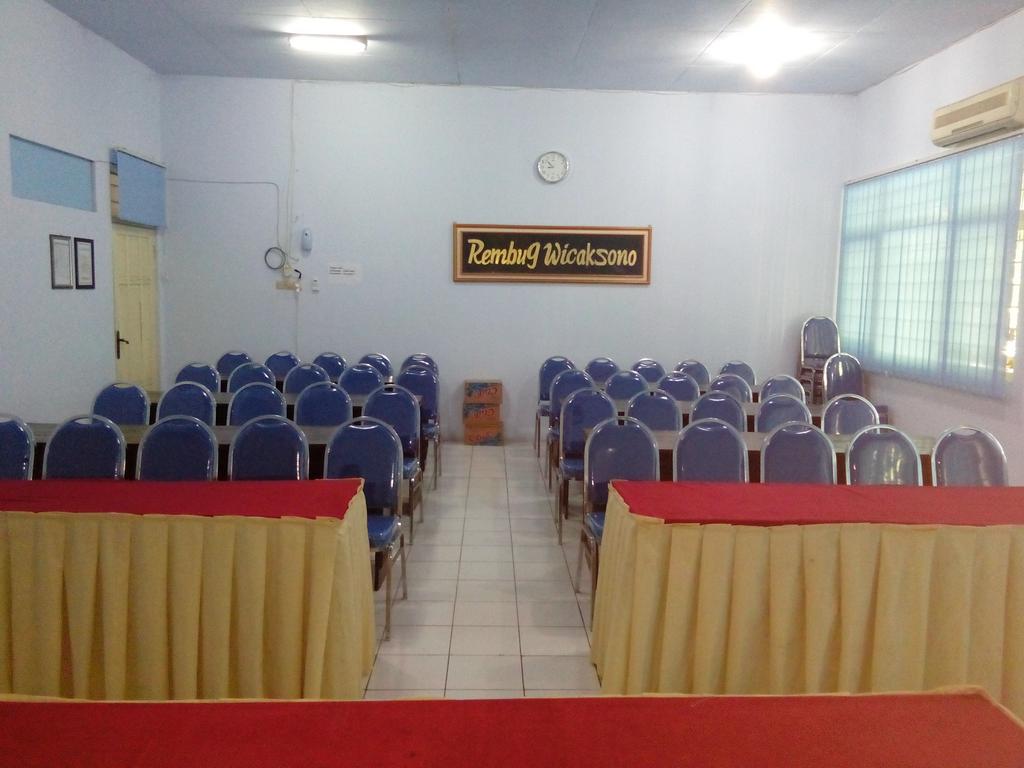Ruang rembuk wicaksana. . . Ruangan yang akan digunakan untuk #pkti_himti1
