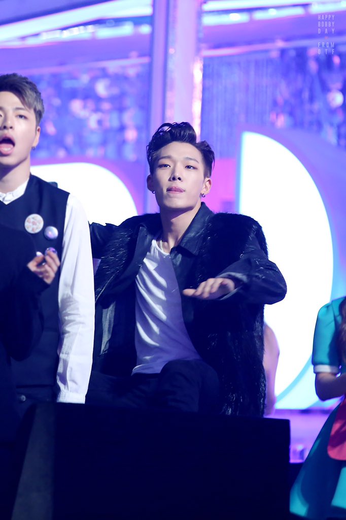 ontheflow_b's tweet photo. 15/24 14:21 💕 
#KingOfTheYouthBOBBYDay 
https://t.co/E2VW2Dq8Yd
#바비 #BOBBY #김지원 https://t.co/DH3Dcpwl6a