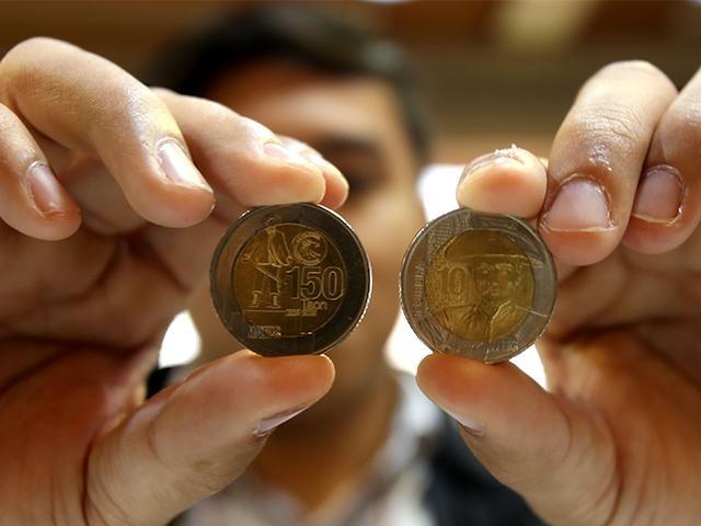 gmanews's tweet photo. BSP issues 10M pieces of P10 Miguel Malvar coins https://t.co/84xr1HFSO2 https://t.co/w2TbUGTVHM