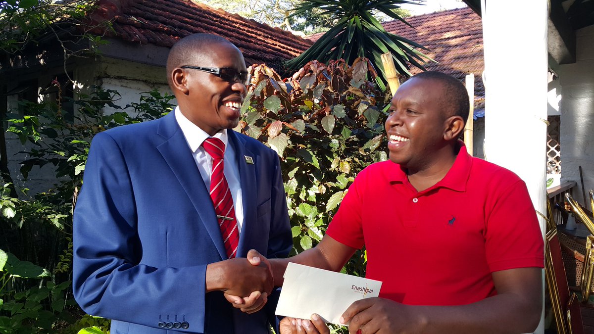 georgeoptiven's tweet photo. @AndrewKamauThank for your danation to the foundation #2015AcceleratorBootCamp@itskinoti @emilymugambi @OptivenFDTN https://t.co/o0aSzpF9Tk