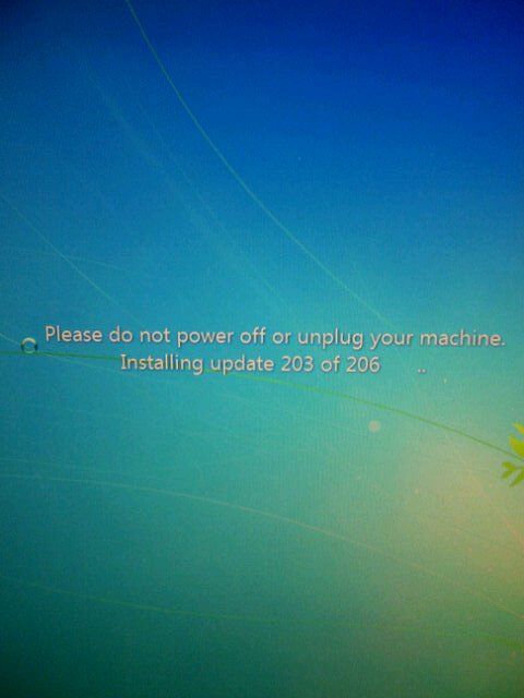 ZenUltracrepida's tweet image. Re installed because I thought that my mouse wasn&apos;t working it worked 5 hours later #oops #justwindowsthings