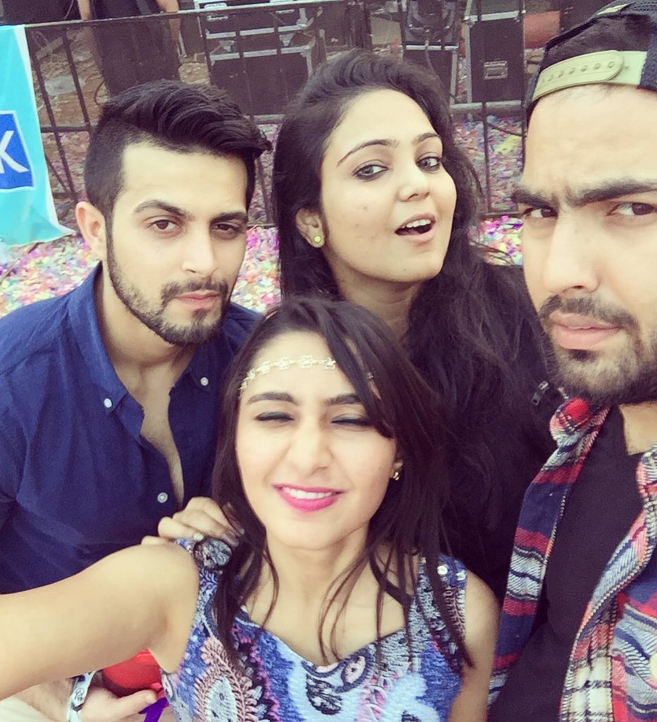 _Puja_Agarwal's tweet photo. On the way to experience the grand ending of #EVC2015 https://t.co/CXGXKMltmE