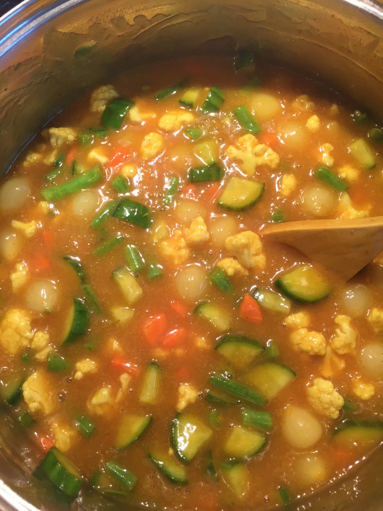 ClaireTayls's tweet photo. Chunky picalilli #tastesensation https://t.co/H0QtUm39hZ