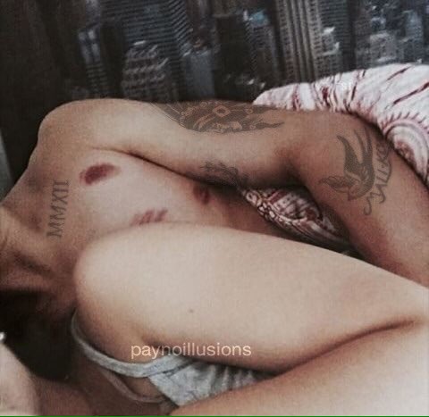 5SCS_Smut's tweet photo. After sex cuddles with parody Calum, tangling both of your bodies, still numb #CuteSCS https://t.co/8Lz7YnLKUm