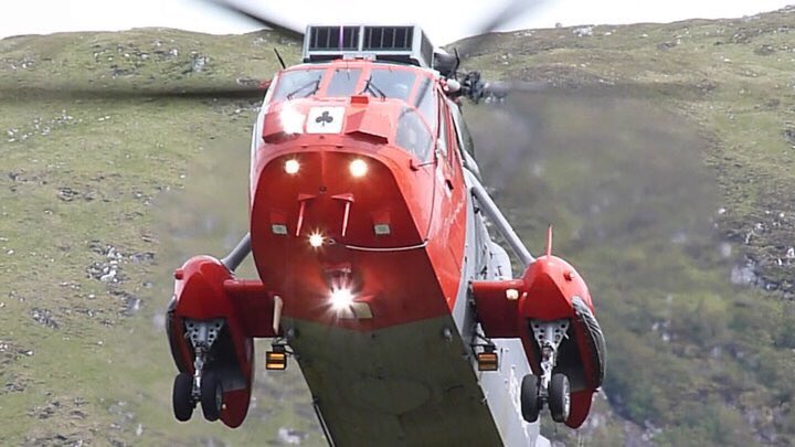 torque137's tweet photo. The clocks ticking...#rescue177 #hmsgannet #navyseaking @LochaberMRT https://t.co/Vg8i63Znbj
