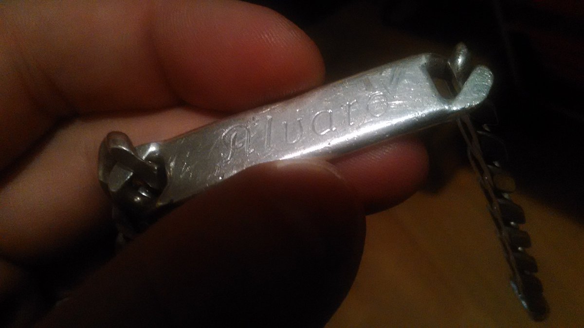 AbadiaTrujillo's tweet photo. IMPORTANTE! Hemos encontrado una pulsera, ayudarnos a encontrar a su dueño https://t.co/iwfMtst6dG