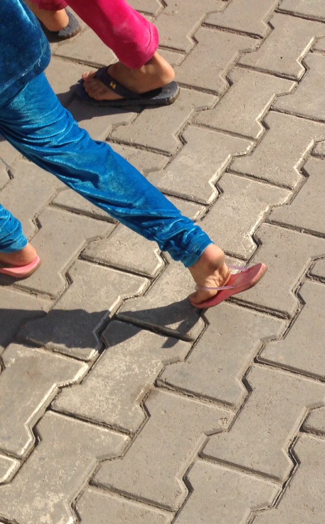 slavefeet90's tweet photo. https://t.co/mor2MjI4Mn