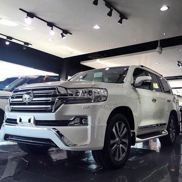 CruiserToyota's tweet photo. Looking for your happy spot? Our #LandCruiser will definitely boost up your mood and place you in a better mind set. https://t.co/56VnAjytHz