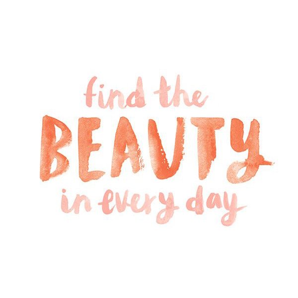 staerox's tweet photo. It's Christmas week and this means #FamilyTime! Have a wonderful Monday and #StaeHappy xx
#MotivationMonday https://t.co/bHbcebupK4