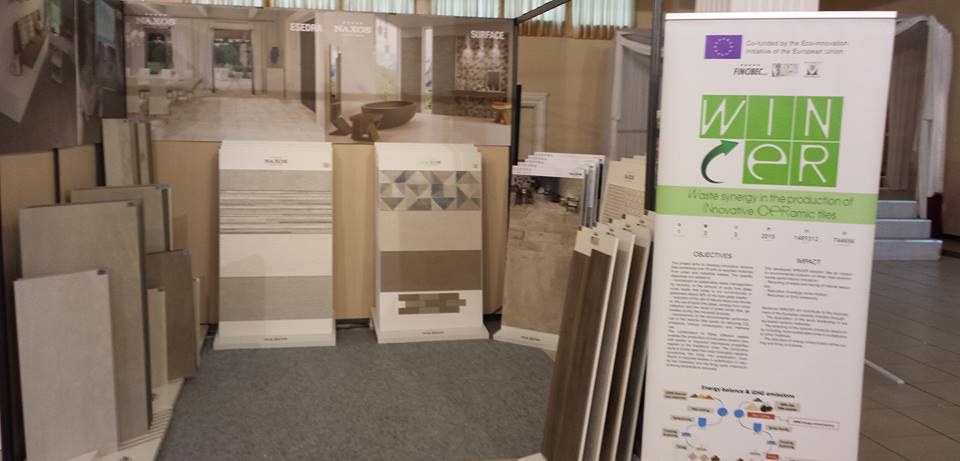 WincerProject's tweet photo. @WincerProject at “#SalonDecoceram” (Nogent sur Oise, 02-03/12/2015) https://t.co/RuEe6aF5UW