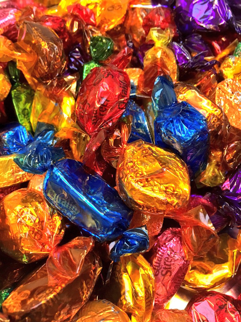 EmbobM's tweet photo. The best way to start a Monday morning in @HuddleMedia towers ๐๐ https://t.co/BwWhstHMfK