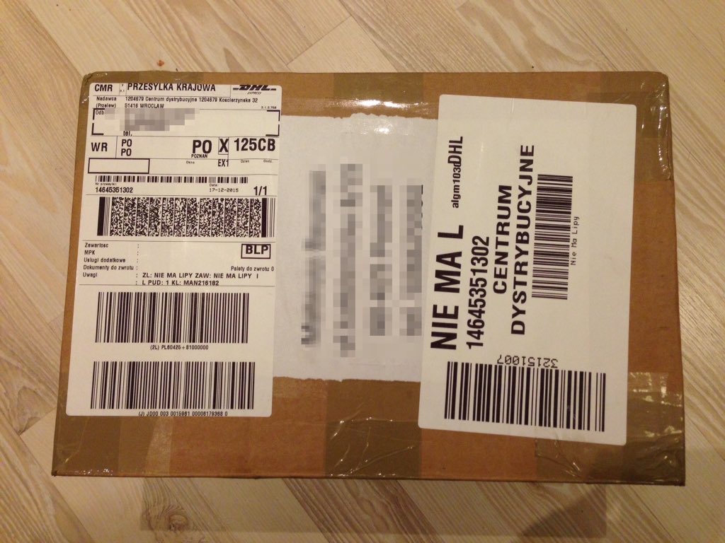 AppleExistence's tweet image. Pack from company @OptomaUK :)