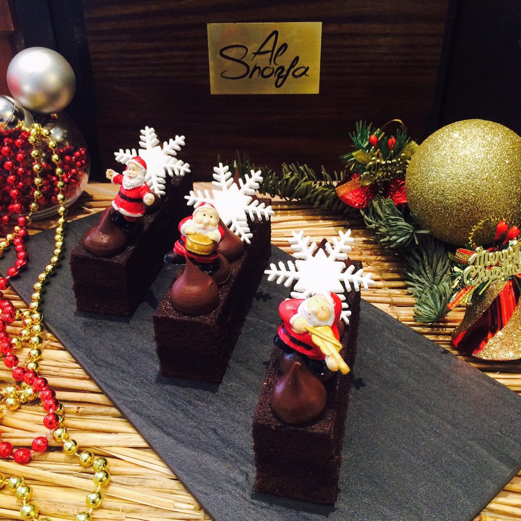 ajmansaray's tweet photo. Three days left before #Christmas! Who's joining us for matchless #FestiveCelebrations here in Ajman? https://t.co/EA1UH2Xc77