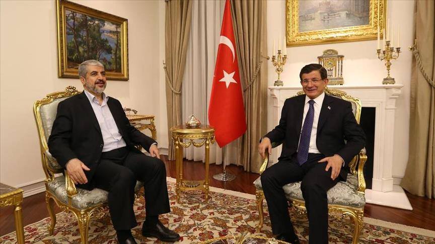 بالصور : رئيس الوزراء التركي أحمد داوود  أوغلو يستضيف خالد مشعل
