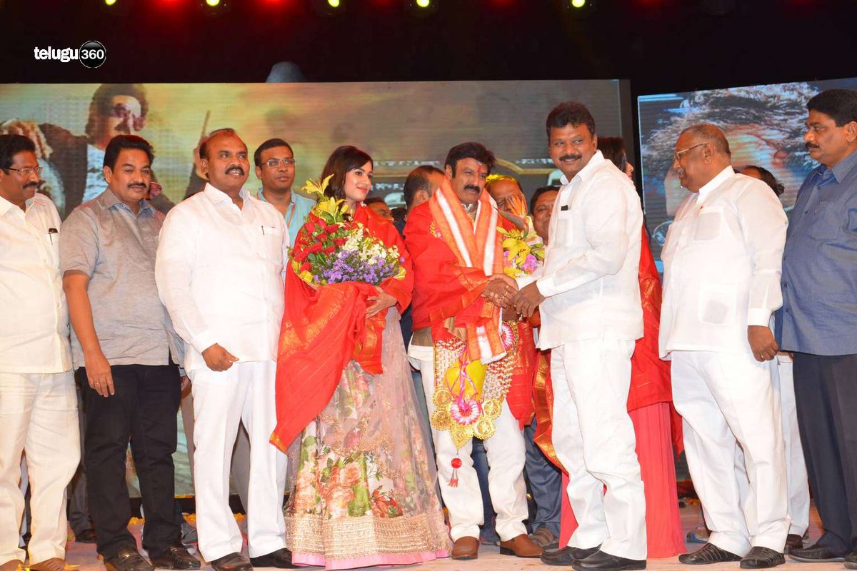 Telugu360's tweet photo. Photos : #DictatorAudioLaunch
https://t.co/KnMIwfkJxR #DictatorAudio #Dictator https://t.co/1fLTokchUR