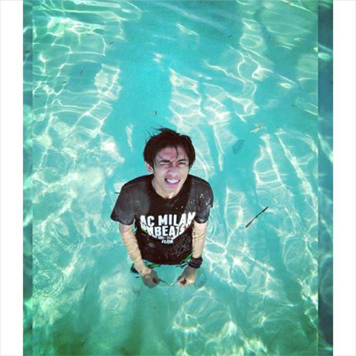 Slamat datang di keluarga RASCAL "Rifky Afrianto" / Ikhy, Mari satukan pikiran untuk melawan melalui karya .yeah \m/