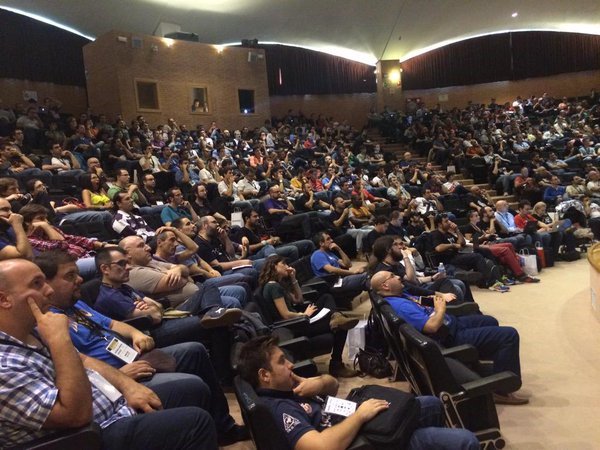 inLabFIB's tweet photo. Nou article al #blog_inLab sobre la formació rebuda al #NavajaNegra & #Conectacon #NNC5ED
https://t.co/LDthW0fzRO https://t.co/uShcj1qvaZ