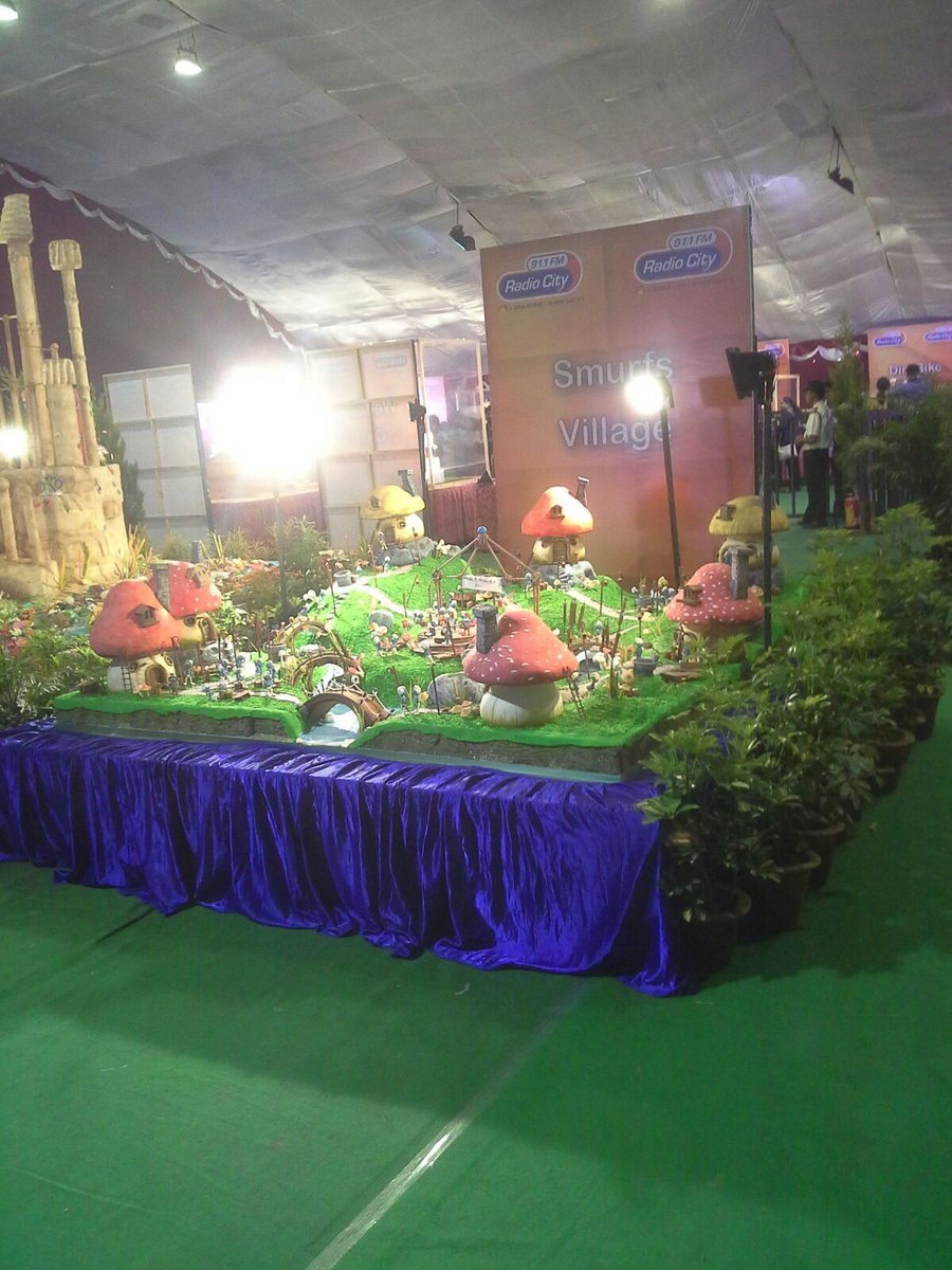 Kuber_FMCG's tweet photo. #Cake  Exhibition at St. Joseph's School, Bangalore &amp; the Kuber stall.
#Spices #HairOil #Incense #Namkeen https://t.co/FLWuzXtzaz