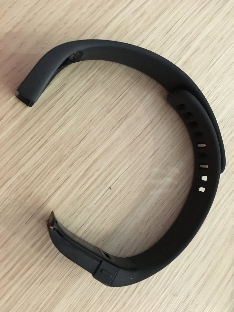 jkingsle's tweet photo. @fitbit not a great endorsement of your product that it breaks in less than a year.  Are these disposable? https://t.co/NyTwdIBlT0