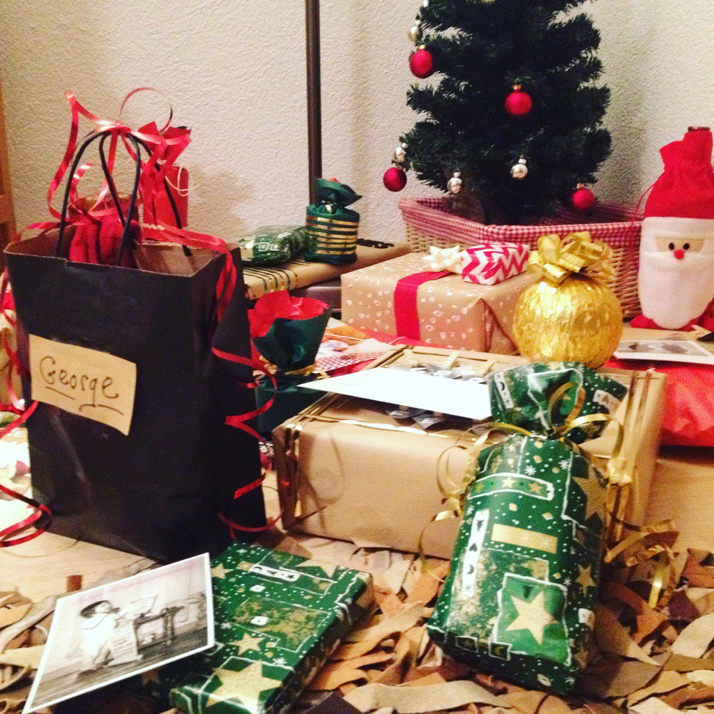 We're getting there ! #giftwrapping #christmas #excited !