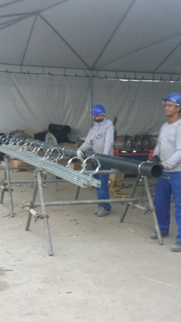 FullflowGroup's tweet image. Work is well underway as Fullflow Group begin to drain the Olympic arenas. #rio2016 #Construction #rain