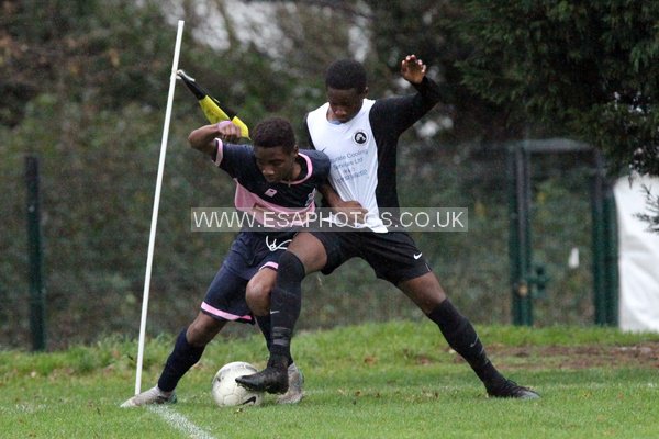 Images from @KentYouthLeague U15N @FisherYouthFC v Dulwich Hamlet now on our web site ESAPHOTOS.CO.UK