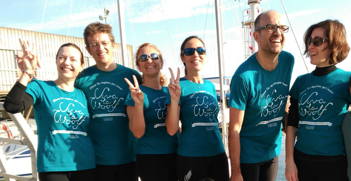 VivaLaWoolf's tweet photo. ¡Gracias a este genial equipo de remo por equiparse en @VivaLaWoolf y colaborar con nuestro #Shopfunding! #Campeonxs https://t.co/UTQqidmXFL