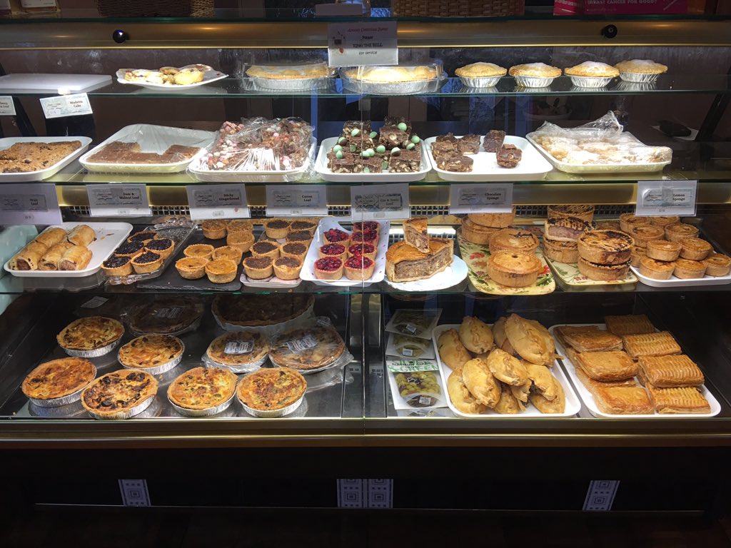 Game pie and Christmas pie + LOADS more <a href="/anniesdelicious/">Anniesdeliciousbakes</a> open 10-5
Mon-Thu this week