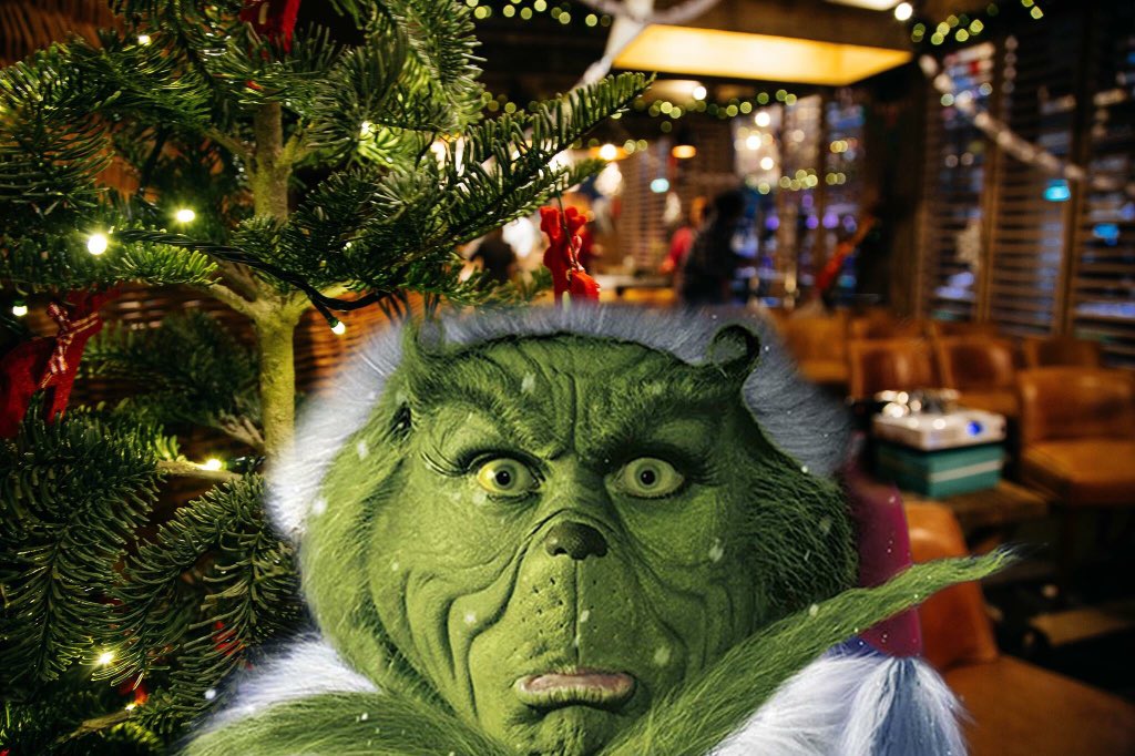 BidStAndrews's tweet photo. Tomorrow morning's Kid's Cinema Club @Forgans is How The Grinch Stole Christmas https://t.co/KxSVy1o9kh https://t.co/s10jZfd68w