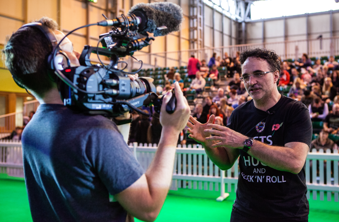 nationalpetshow's tweet photo. #TBT to Professor Noel Fitzpatrick the @SupervetNF who was a huge hit at the #NPS2015 #ThrowbackThursday https://t.co/YJxFSLtAOu