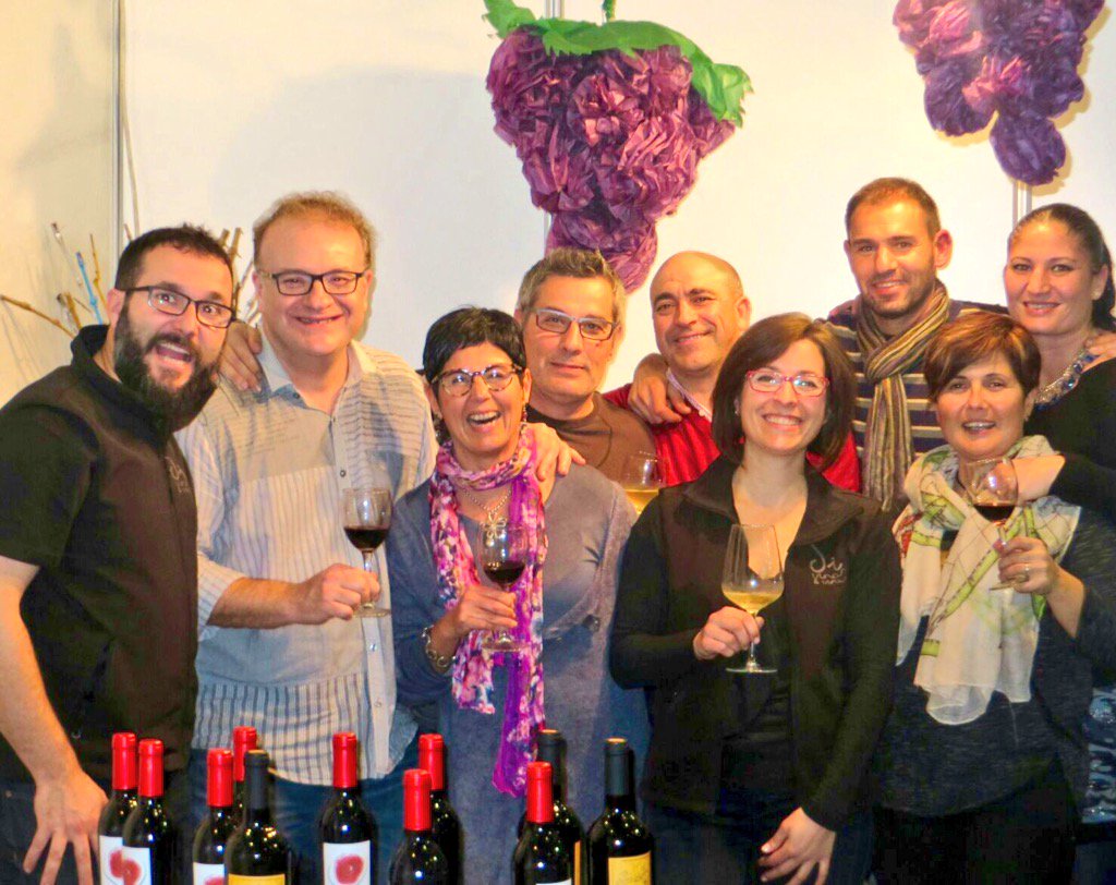 guauwine's tweet photo. Momentos de la @FiradelviCS_IGP!Q fin de semana más DIvertido hemos pasado! #Castelló #winelovers #vins #vino #wine https://t.co/SZc6bwSbmh