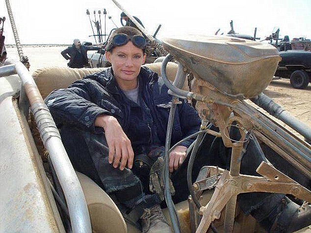 Acting_'s tweet photo. Brit Star Wars stuntwoman Olivia Jackson to have arm amputated after crash https://t.co/vBTaiBc4XK @MailOnline https://t.co/twtM1fYMIo