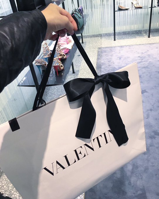 Merry Christmas to me💕😩 https://t.co/4MzuJASp3M