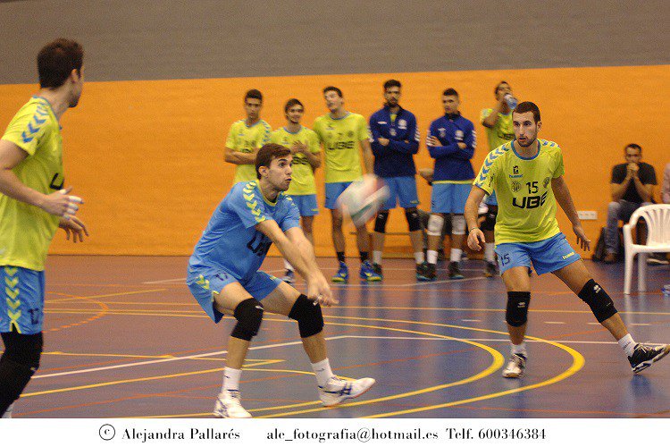 El UBE L’Illa-Grau no pudo evitar una nueva derrota infovoley.com/voleibol-nacio…