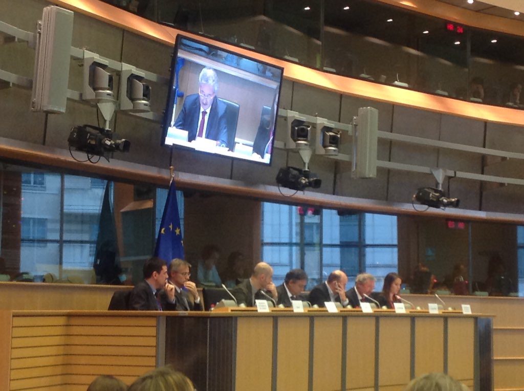 .<a href="/eu2015lu/">LU Presidency</a> results now in <a href="/EP_Justice/">LIBE Committee Press</a> with <a href="/EtienneSchneide/">Etienne Schneider</a> #Asselborn <a href="/felix_braz/">Felix Braz</a> Live:
europarl.europa.eu/ep-live/en/com…