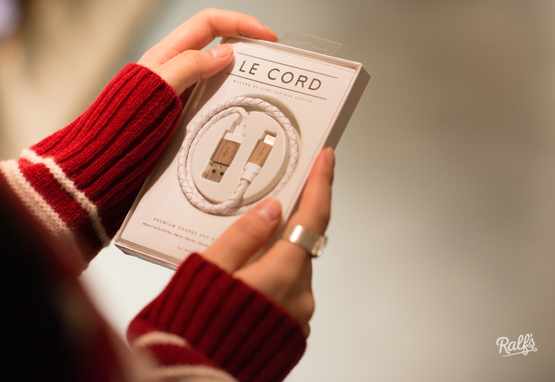 RFG_muc's tweet photo. Le Cord – so elegant sind Daten noch nie gereist! #RalfsFineGifts https://t.co/gGX0sbrFTn