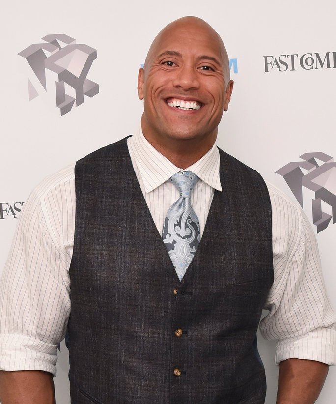 InStyle's tweet photo. Dwayne @TheRock Johnson shares first picture and name of his new daughter: https://t.co/JVDIdHpVYl https://t.co/JtSXjUpSZE
