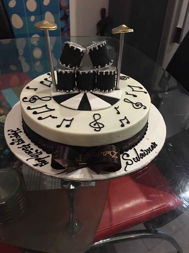 Sulaiman's tweet photo. Special thanks to the #SSLIVE2015 super fans https://t.co/kt6c3fJrK2
