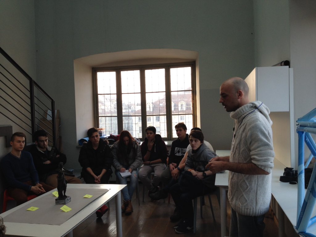 palazzomadamato's tweet photo. Ancora qualche indicazione di tecnica fotografica: tra poco gli studenti del @Pininfarina iniziano riprese #museum3D https://t.co/nZ5LNVr7P0