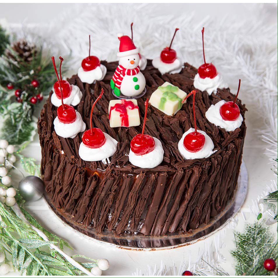 tearoomalice's tweet photo. New Xmas Blackforest cake!🎄🍰
idr 350 https://t.co/5ukH6YyNs3