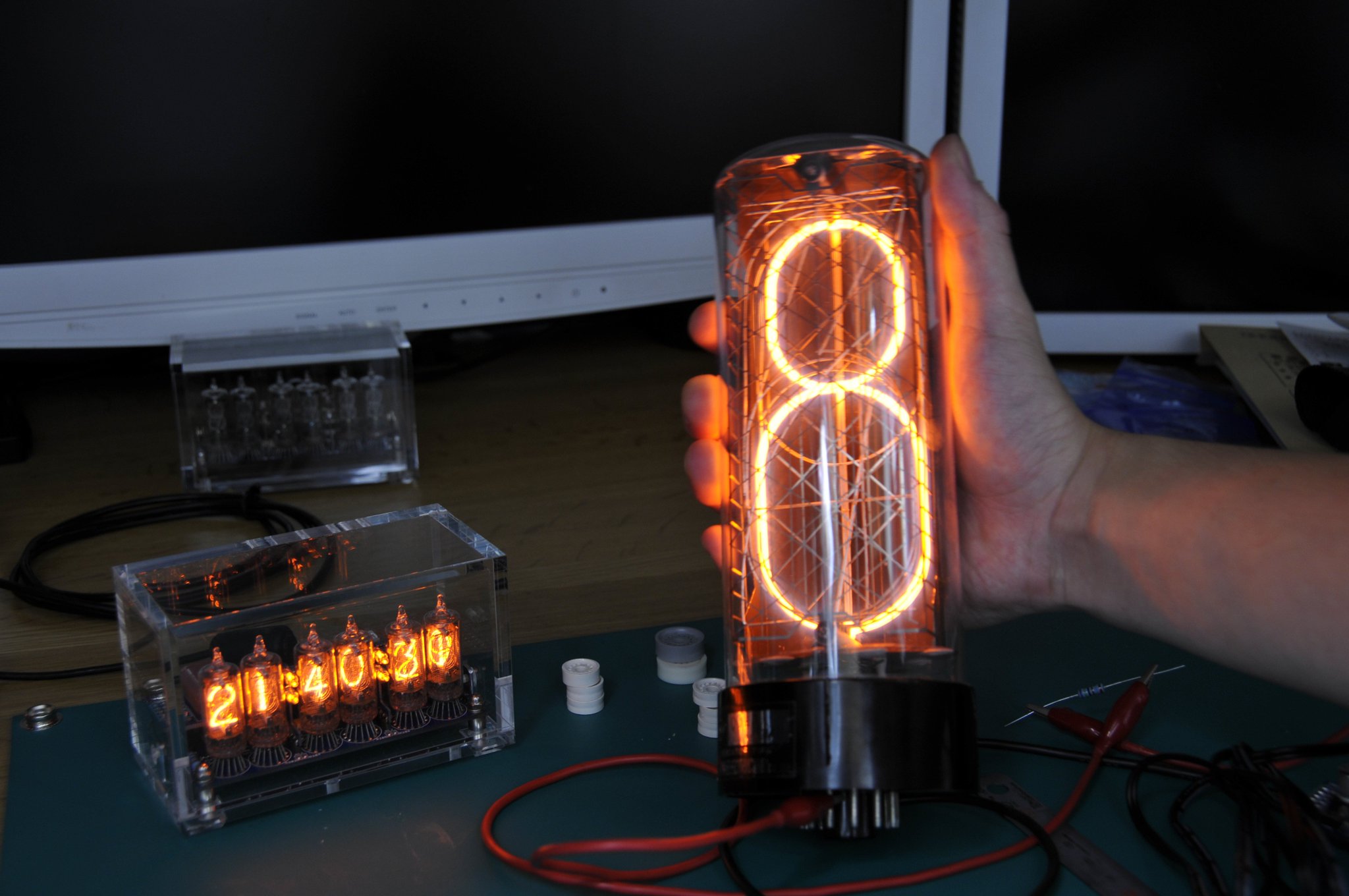 ニキシー管 CD-66 ジャンク ジャンク】ニキシー管時計2個セット