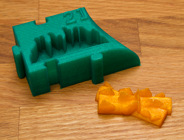 cool3dgifts's tweet photo. Day 21-Today's print of Peter Leppik's advent calendar - log fire. https://t.co/6z8tkbY8a9 @thingiverse #3dprinting https://t.co/uBvISe28AV