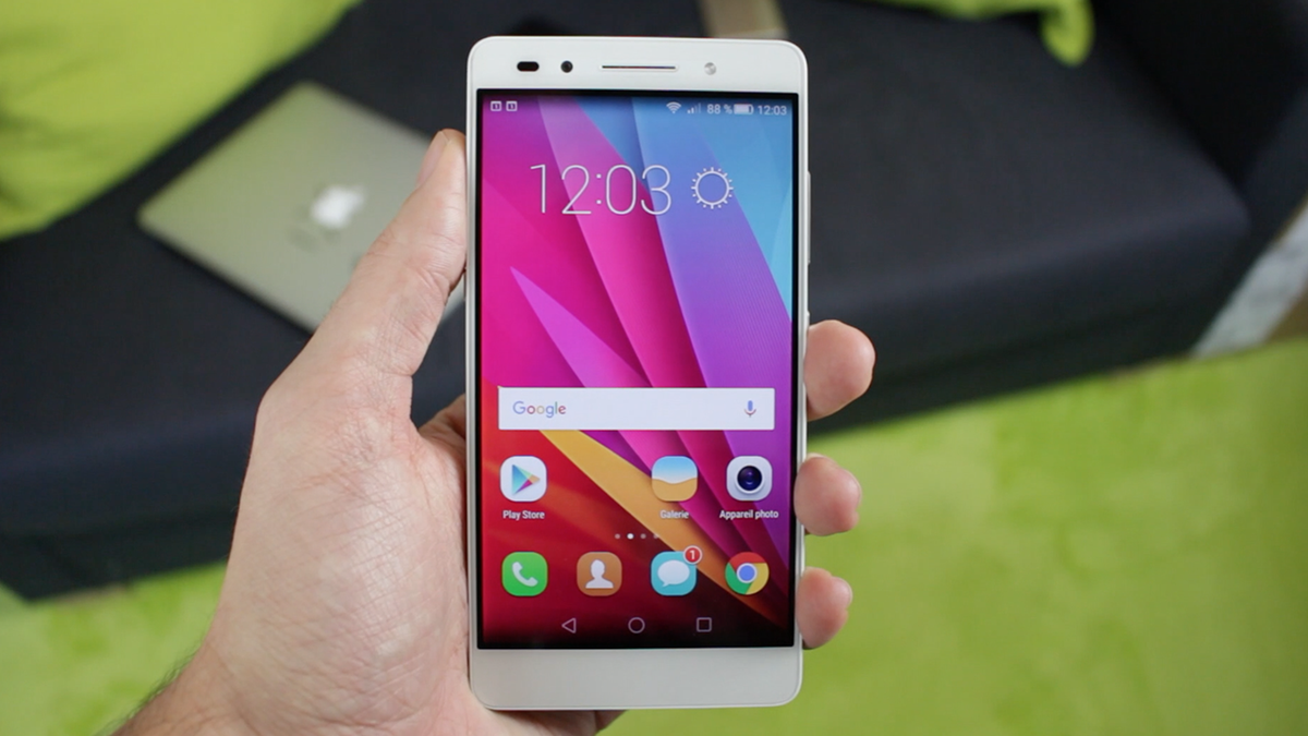 jojol67's tweet photo. GAGNEZ un très bon smartphone📱: #Honor7 ! Pour participer : RT ce tweet + Follow @Jojol67 https://t.co/zZvI7LBEzo https://t.co/He2g9FBoqH
