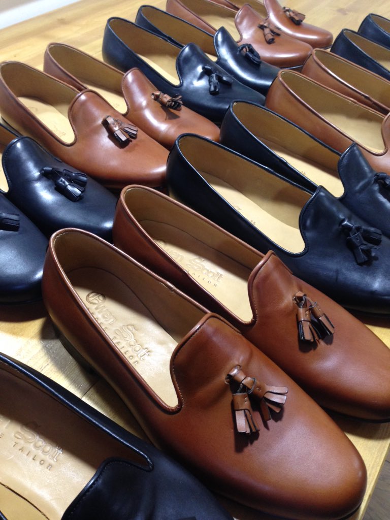 owenscotttailor's tweet photo. We have launched our own shoe company 😍 #shoes #owenscottbespoke #leather #loafers #ownlabel #handmadeinEngland https://t.co/CIBqpziD6b