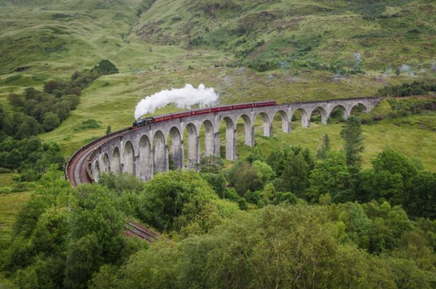 TheScotsman's tweet photo. 'Harry Potter' West Highland Line is @ScotRail's fastest growing route https://t.co/YUDiypikEV