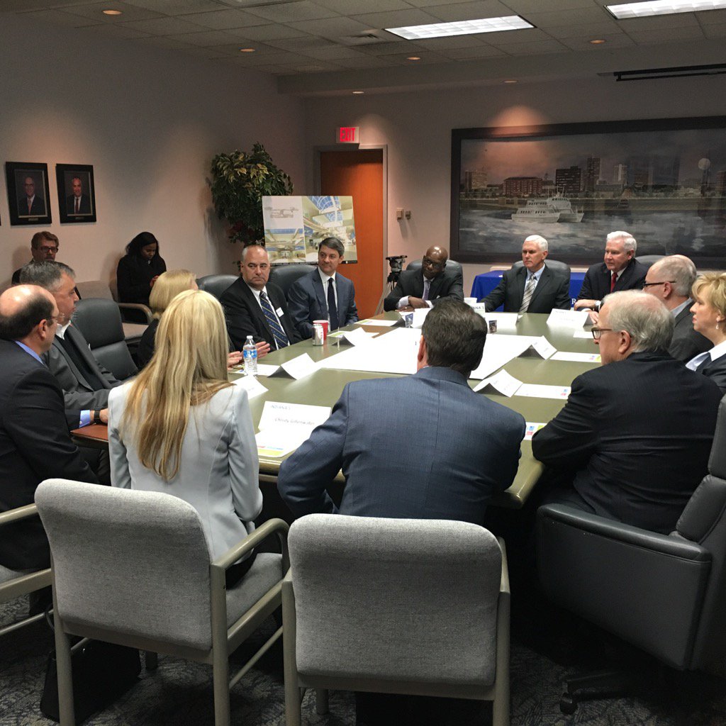 justingroenert's tweet photo. Sitting on a #INgreatSW briefing with @GovPenceIN and reps from IEDC. The projects will transform SWIN. @SWINChamber https://t.co/tNy7VnEMvl