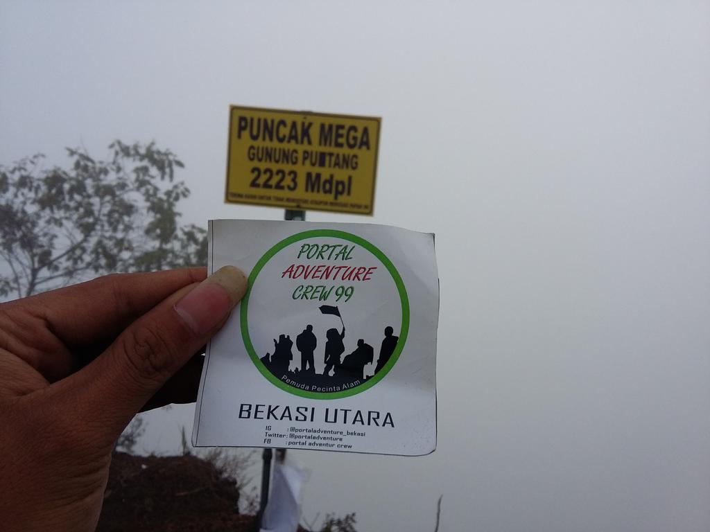Crew kita ada yang baru saja melakukan pendakian ke Gunung Puntang &amp; Gunung Pangrango (Jawa Barat)